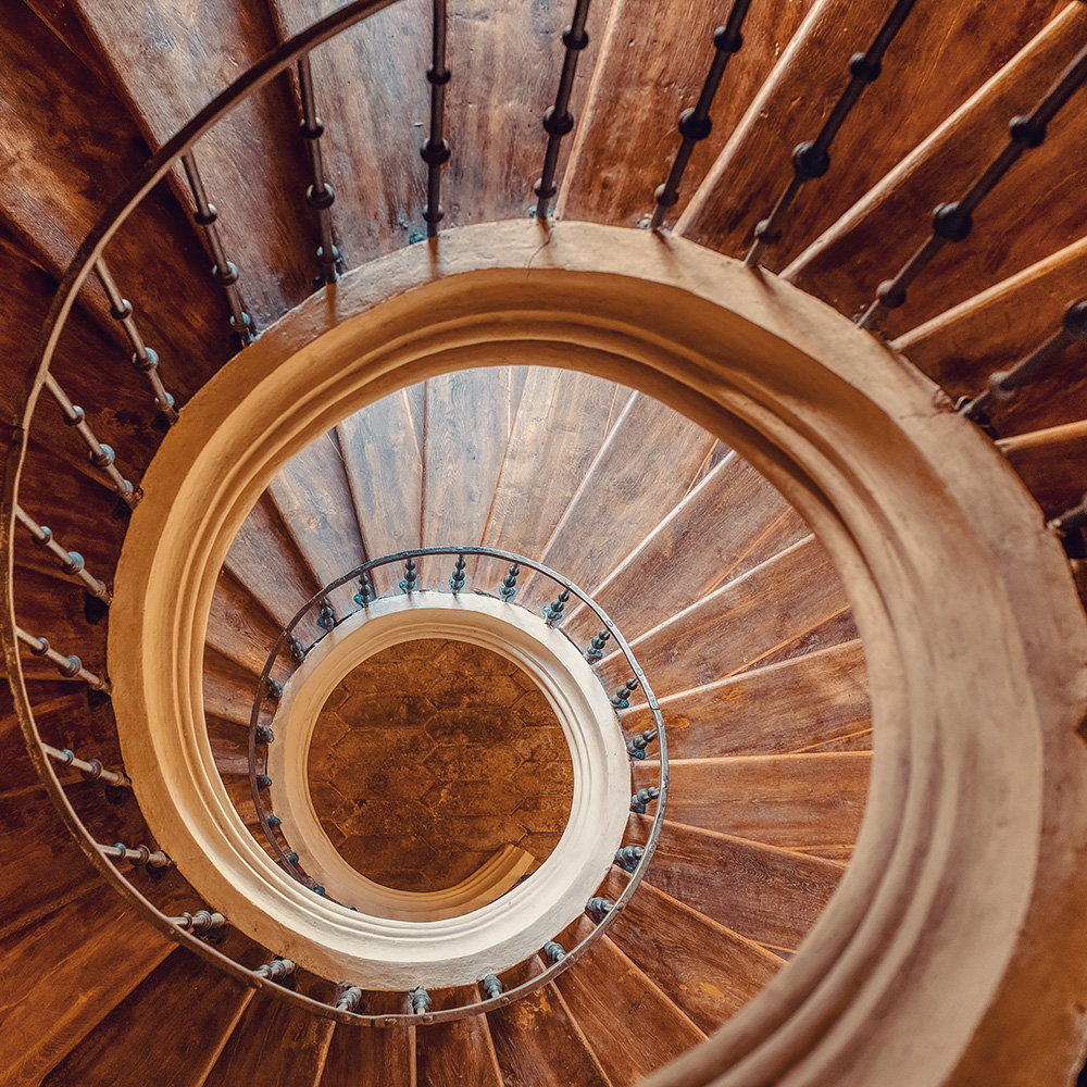 Schritte der Systemischen Elternberatung und Familientherapie (Treppe als Sinnbild)
